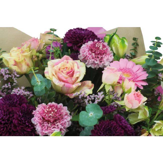 Kytice růžových květin